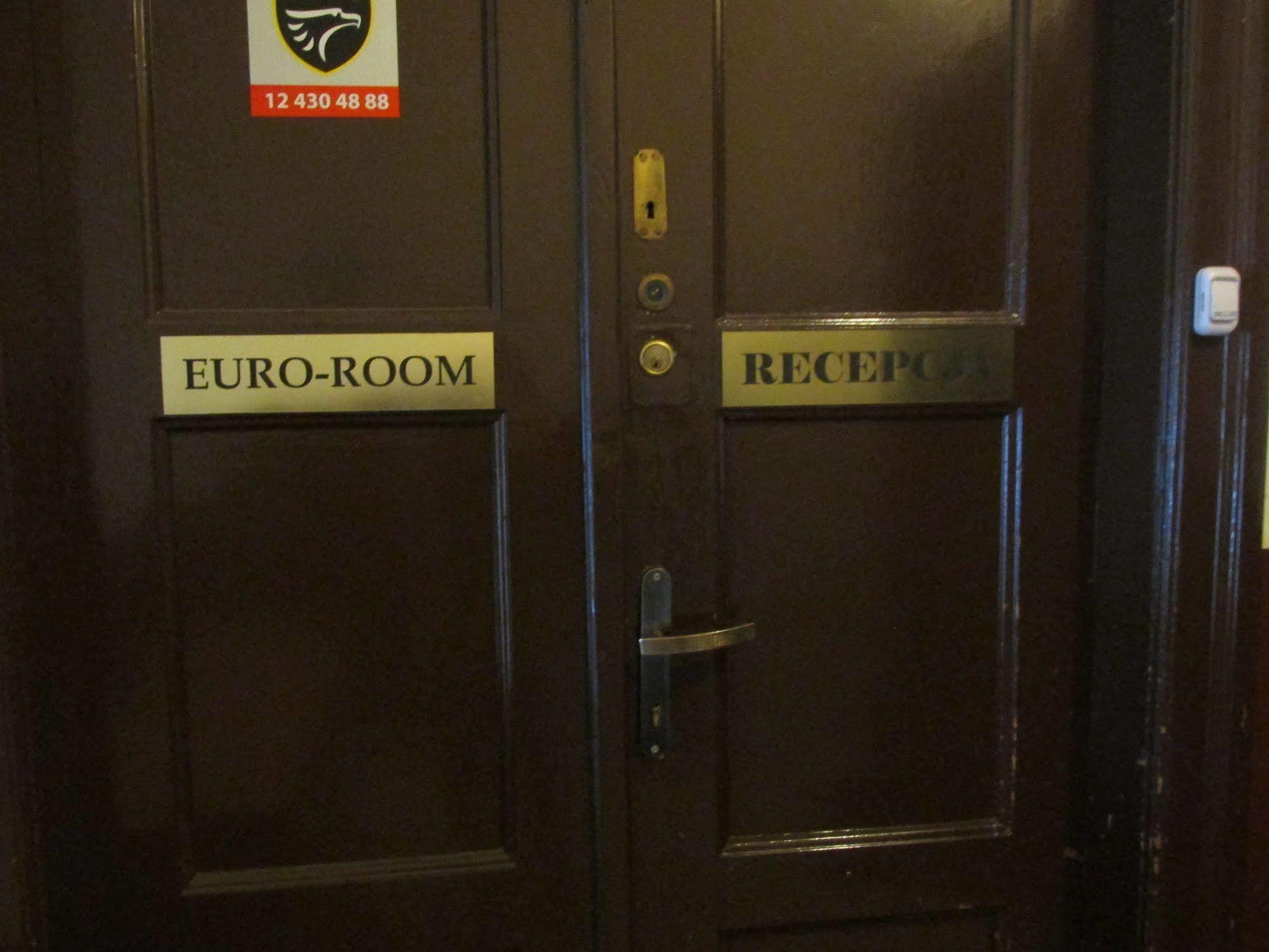 Euro-Room Rooms & Apartments Kraków Exteriör bild